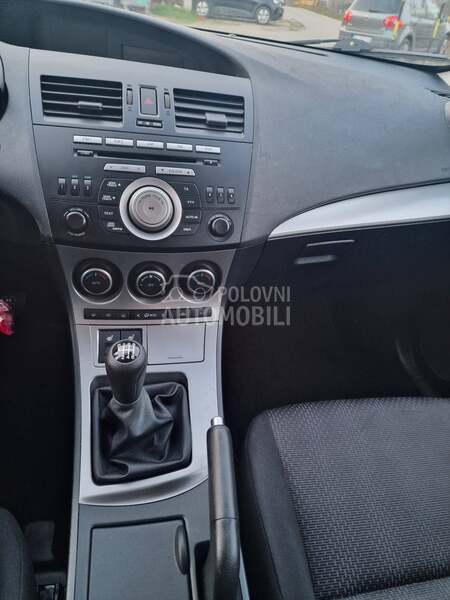 Mazda 3 2.0 HIGHLINE