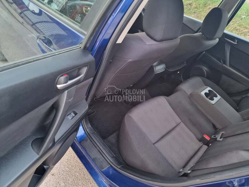 Mazda 3 2.0 HIGHLINE