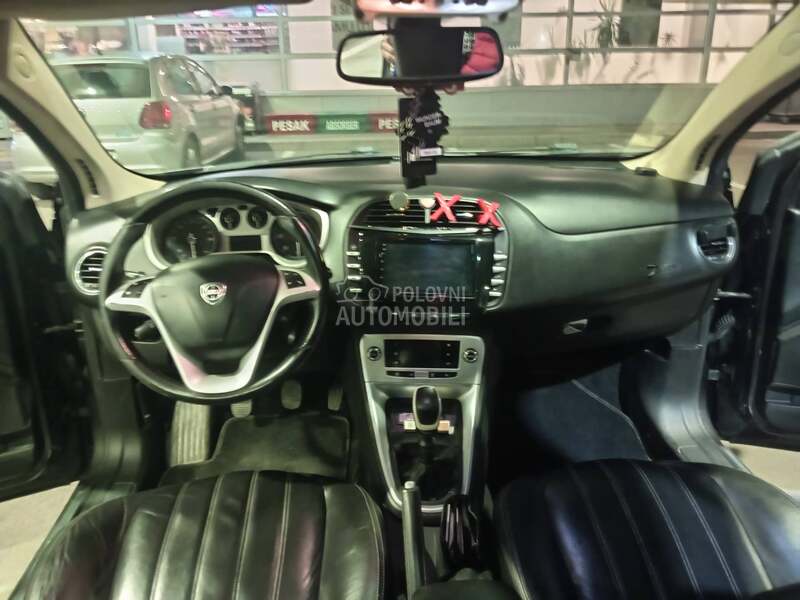 Lancia Delta 1.9mjtd