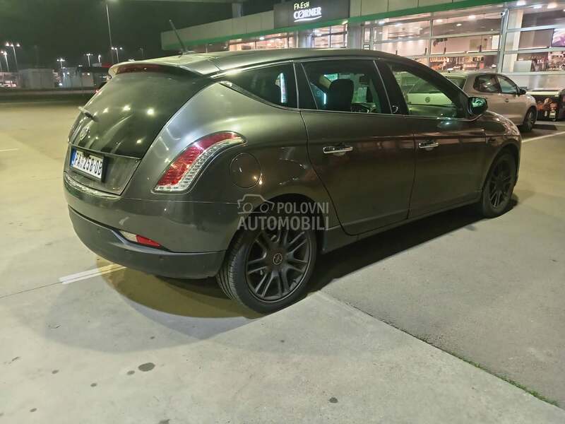 Lancia Delta 1.9mjtd