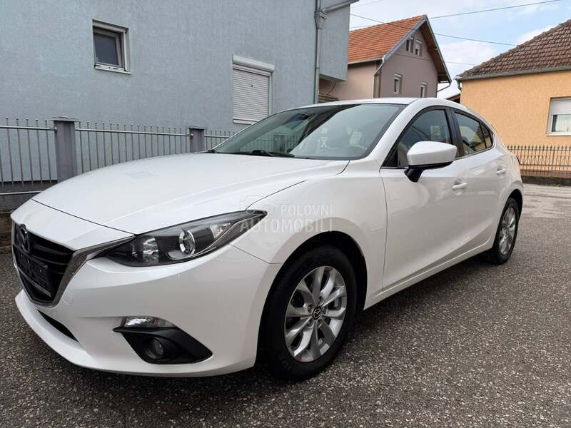 Mazda 3 1.5 ATTRACTION NAVCH