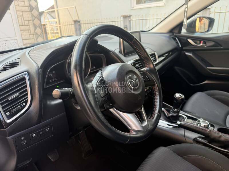 Mazda 3 1.5 ATTRACTION NAVCH