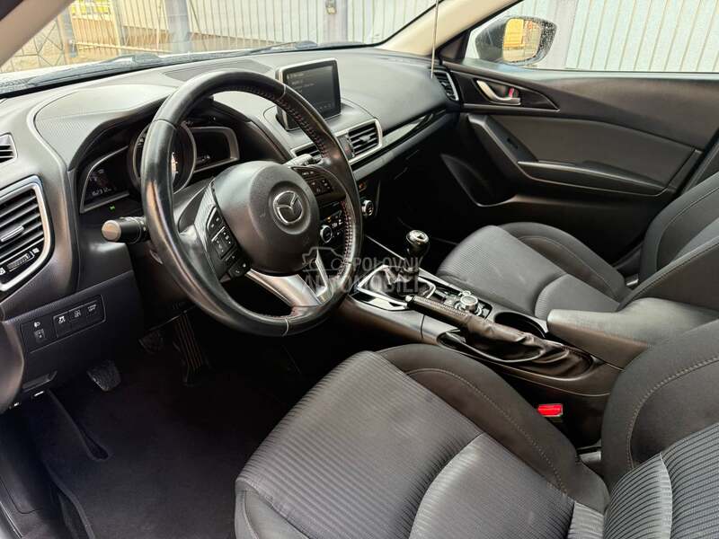 Mazda 3 1.5 ATTRACTION NAVCH