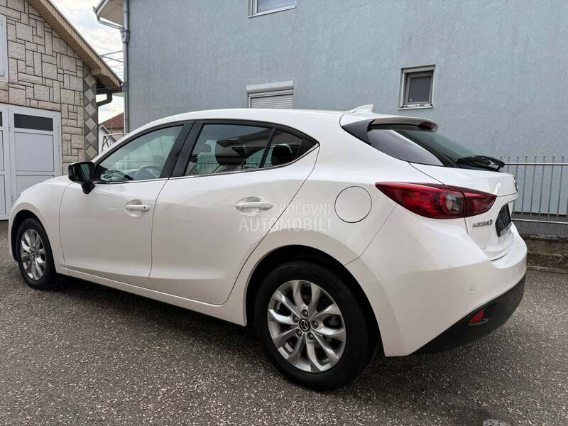 Mazda 3 1.5 ATTRACTION NAVCH