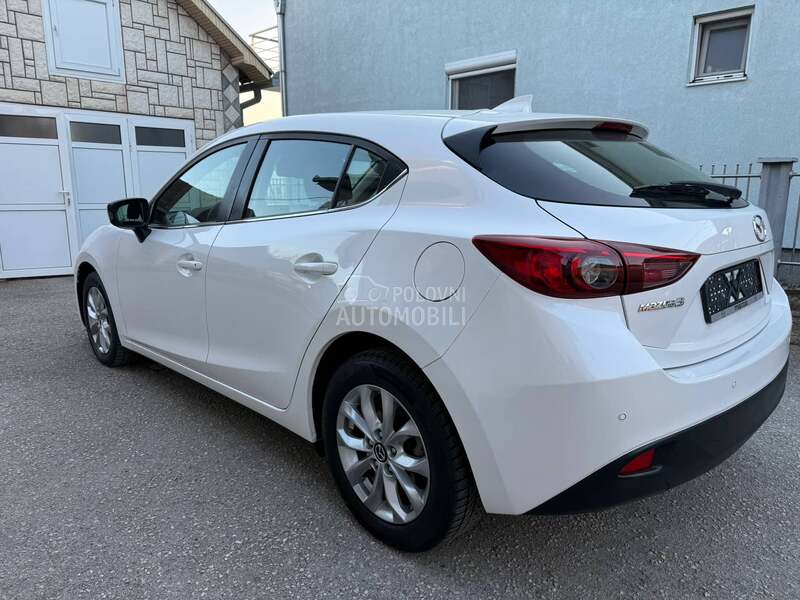 Mazda 3 1.5 SKYACTIV NAV CH