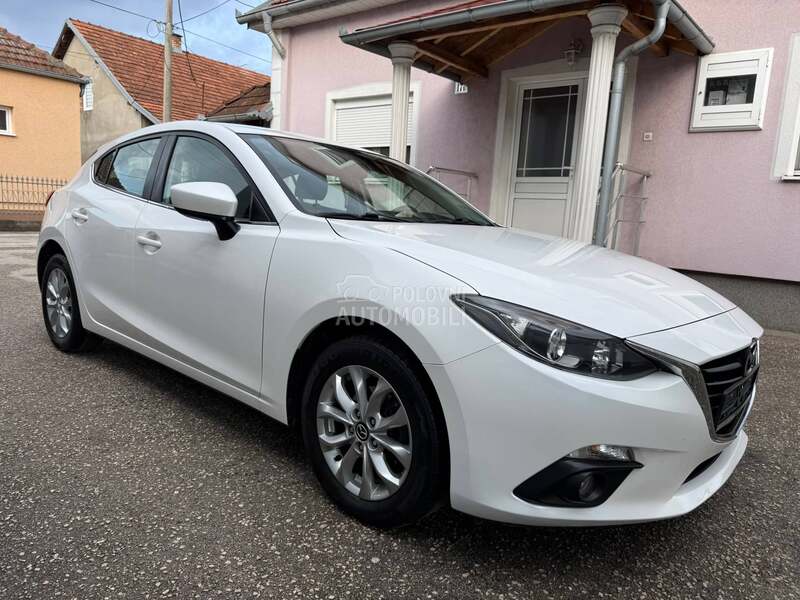 Mazda 3 1.5 ATTRACTION NAVCH