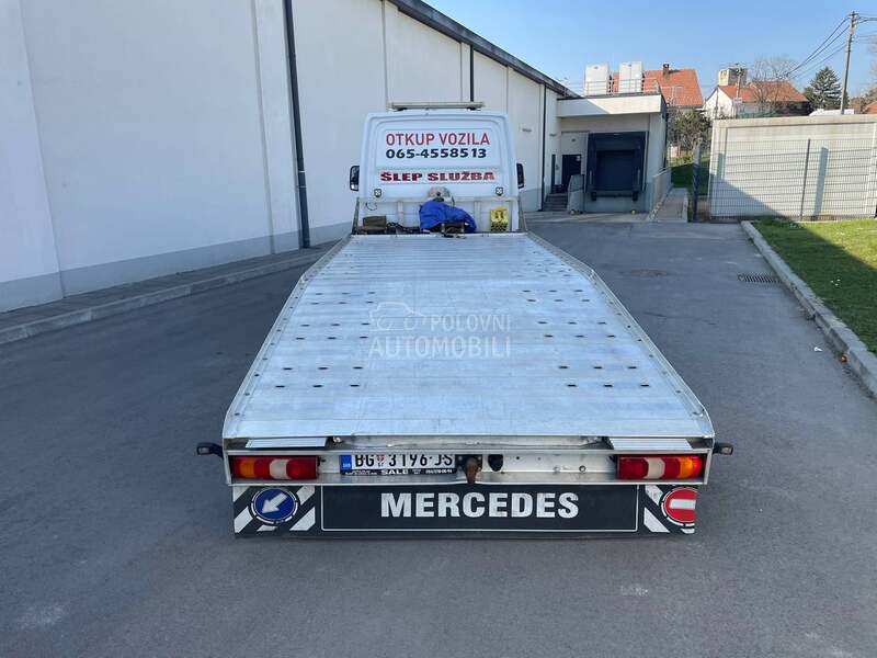 Mercedes Benz sprinter