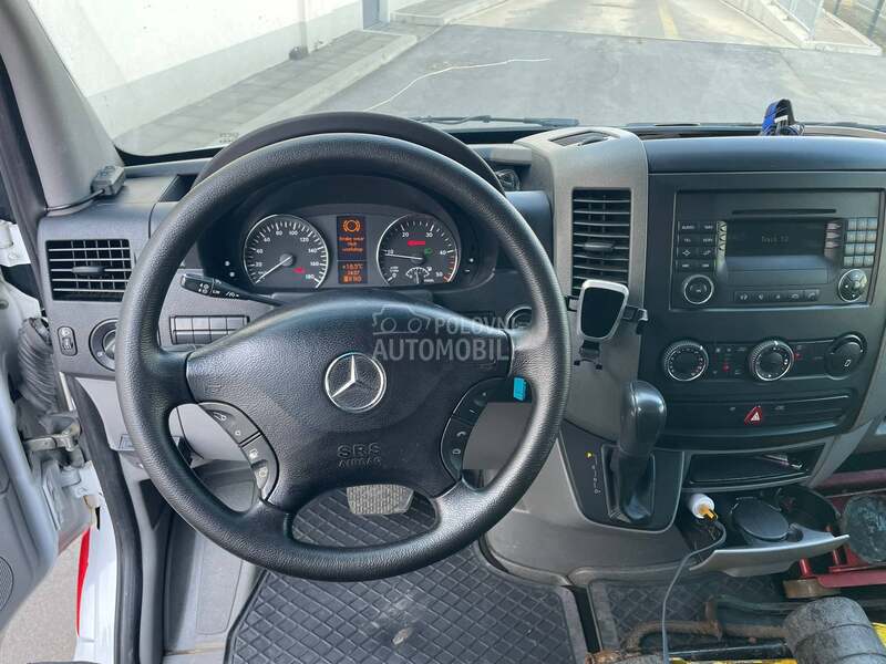 Mercedes Benz sprinter