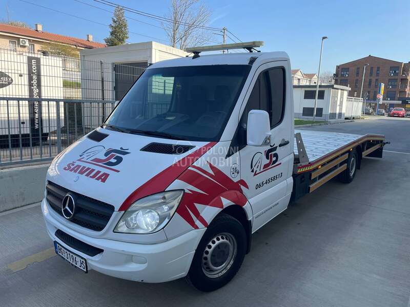 Mercedes Benz sprinter