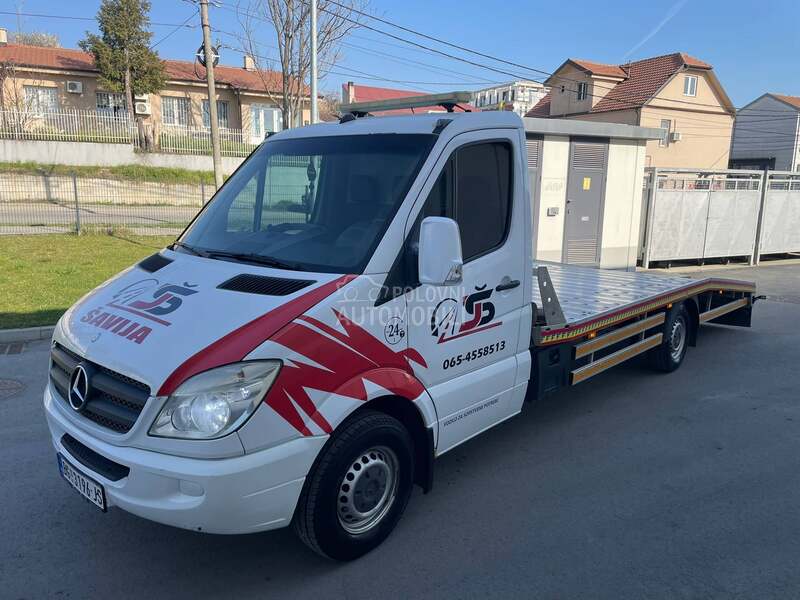 Mercedes Benz sprinter