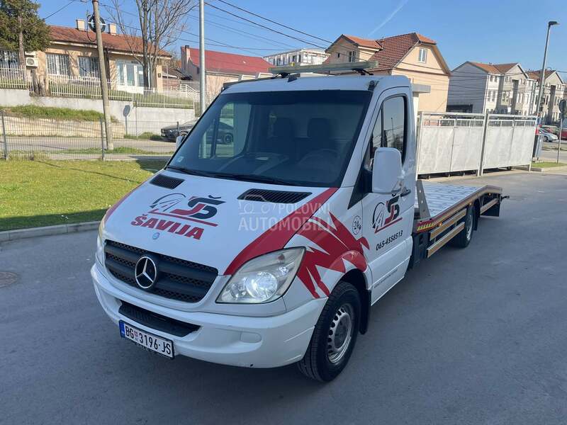 Mercedes Benz sprinter