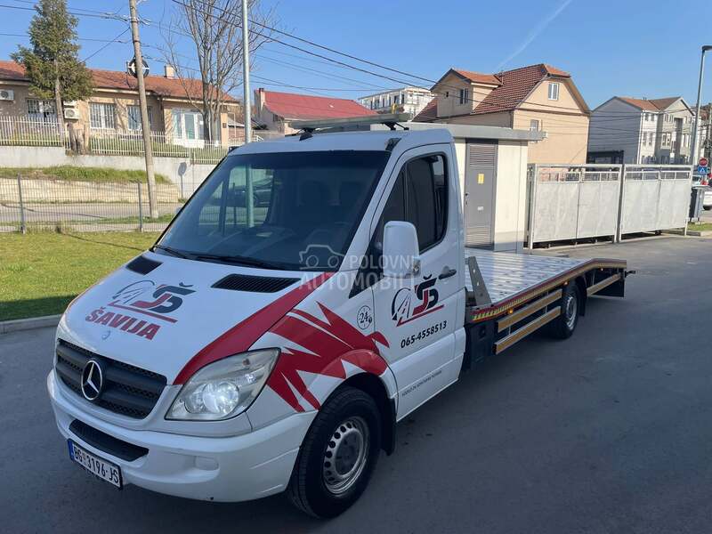 Mercedes Benz sprinter