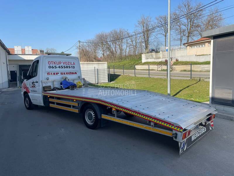 Mercedes Benz sprinter