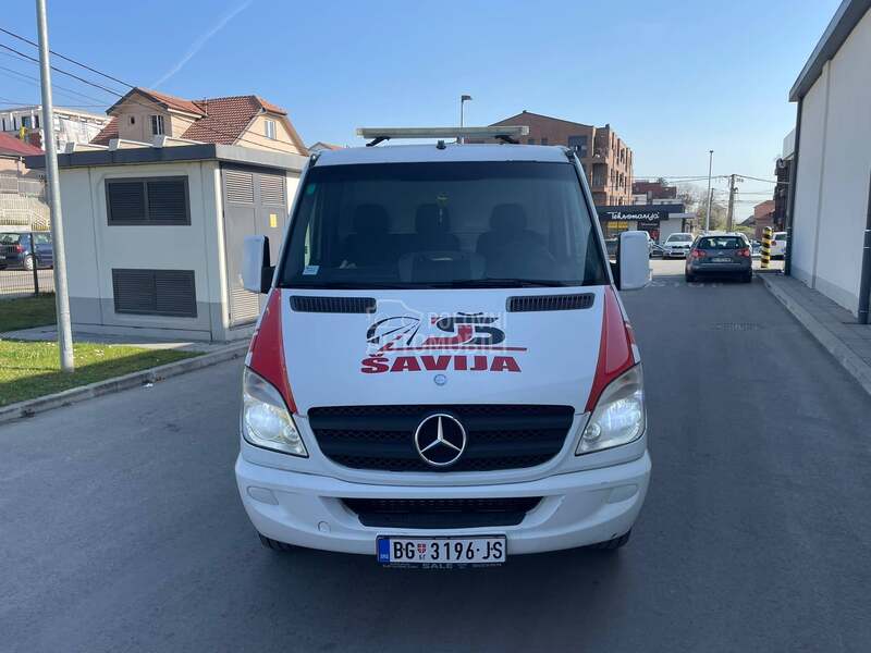 Mercedes Benz sprinter