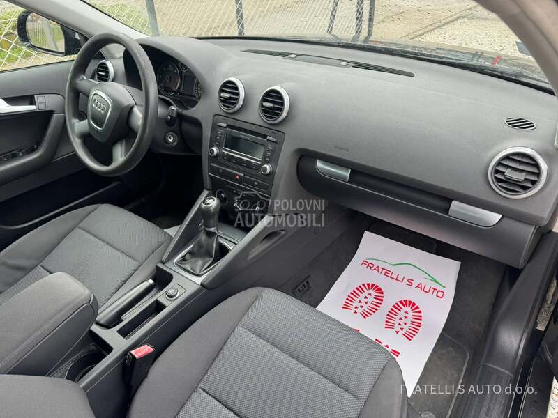 Audi A3 ODLIČAN,SERVISI