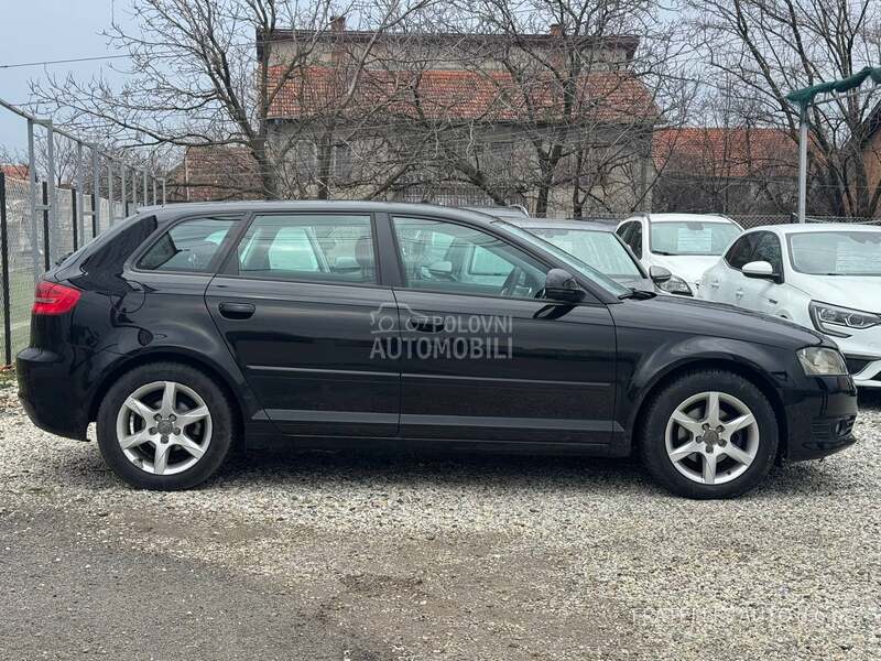 Audi A3 ODLIČAN,SERVISI