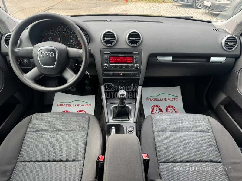 Audi A3 ODLIČAN,SERVISI