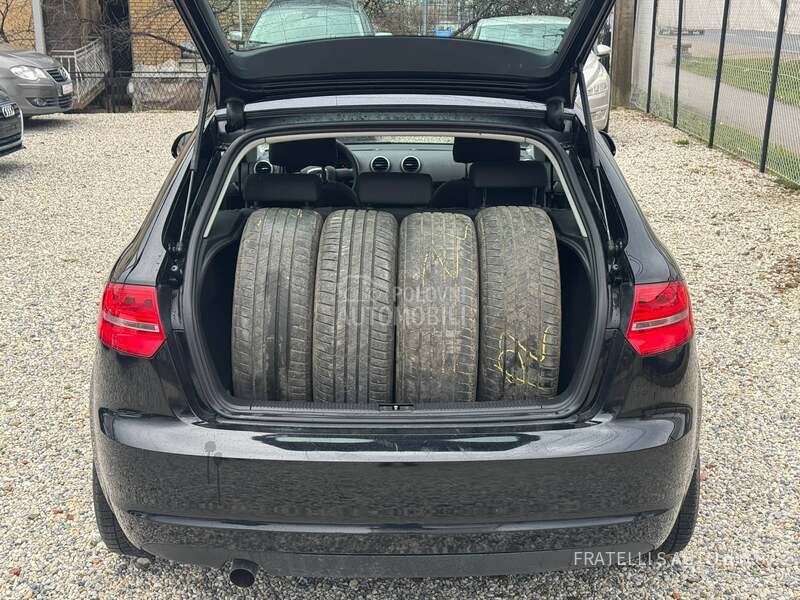 Audi A3 ODLIČAN,SERVISI