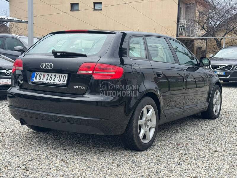 Audi A3 ODLIČAN,SERVISI