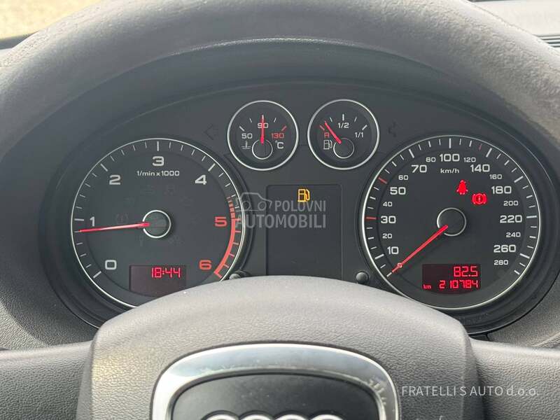 Audi A3 ODLIČAN,SERVISI