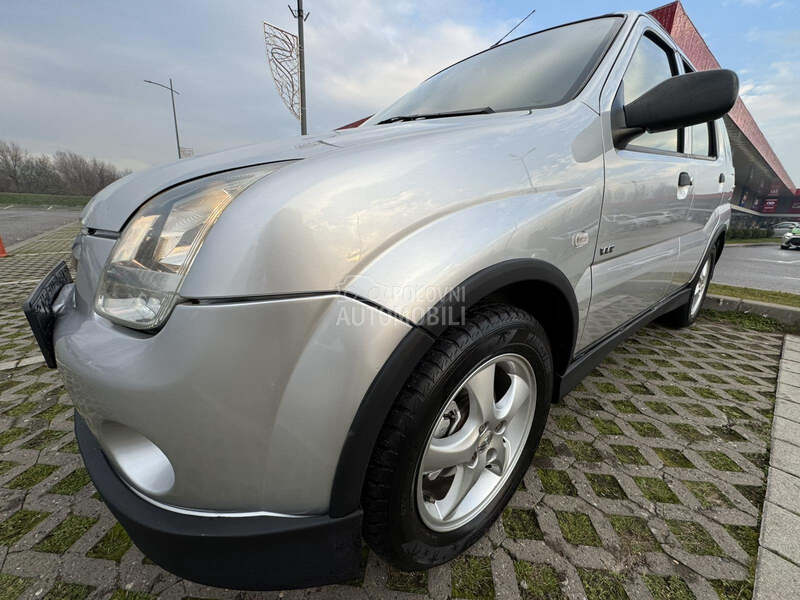 Suzuki Ignis 