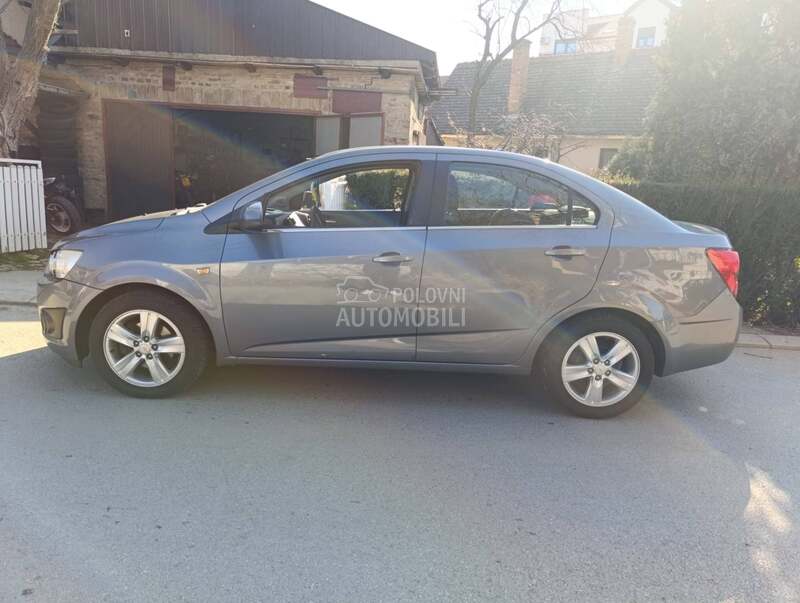Chevrolet Aveo 