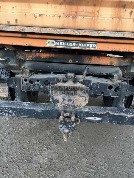 Mercedes Benz Vario 815