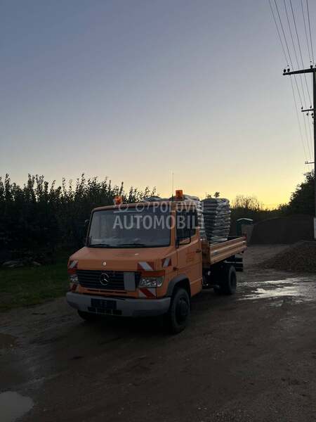 Mercedes Benz Vario 815