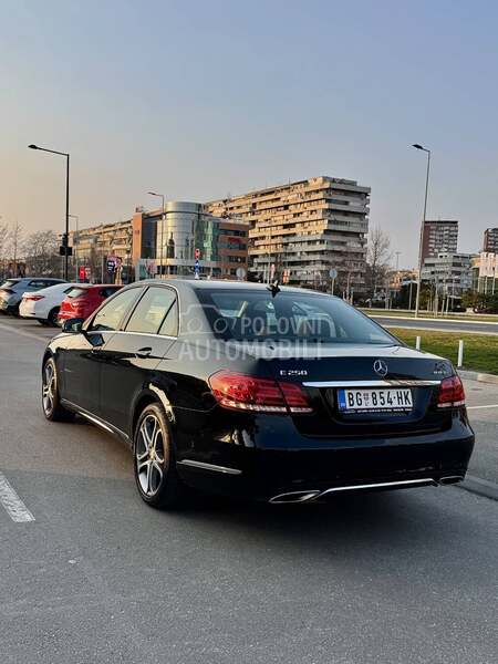 Mercedes Benz E 250 