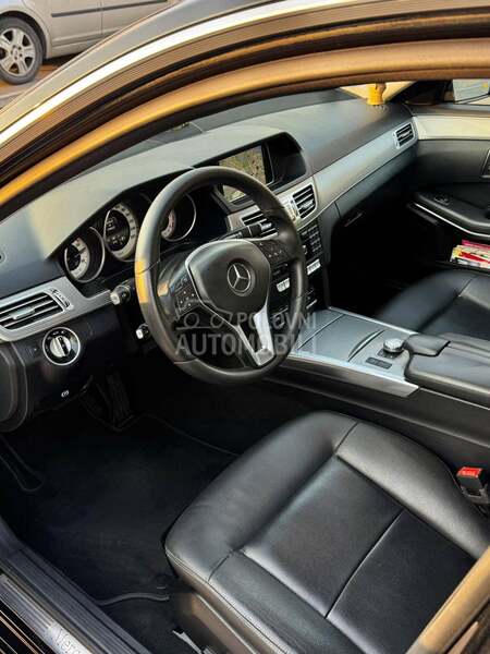 Mercedes Benz E 250 