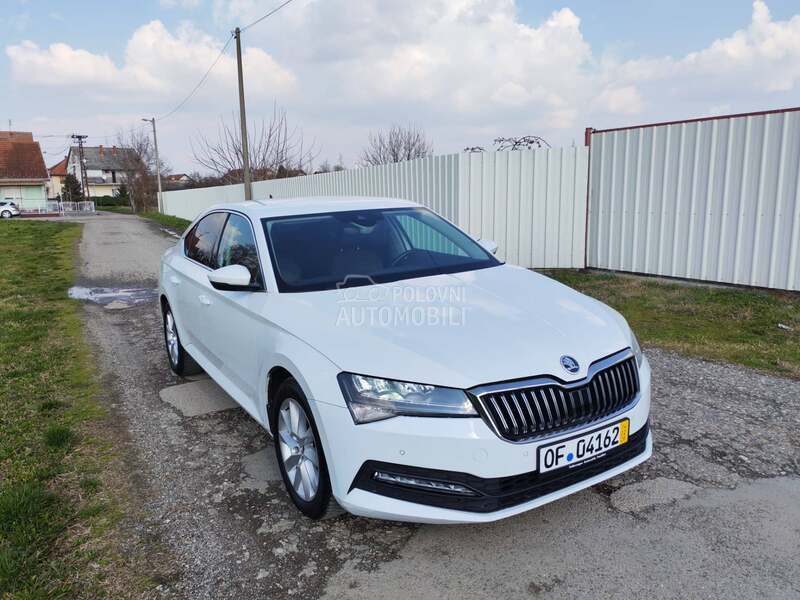 Škoda Superb 2.0tdi virtual Nov