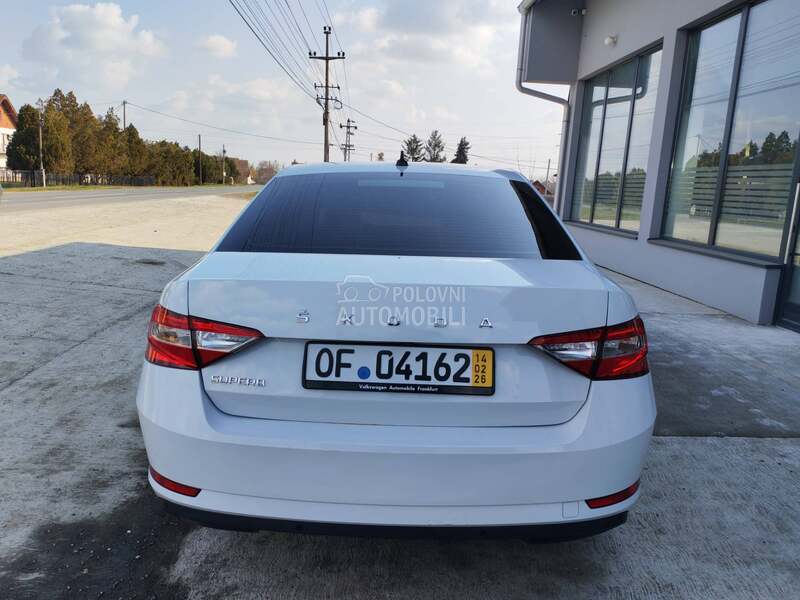 Škoda Superb 2.0tdi virtual Nov