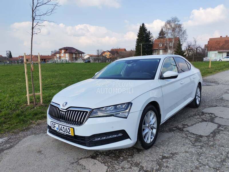 Škoda Superb 2.0tdi virtual Nov