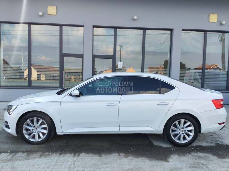 Škoda Superb 2.0tdi virtual Nov