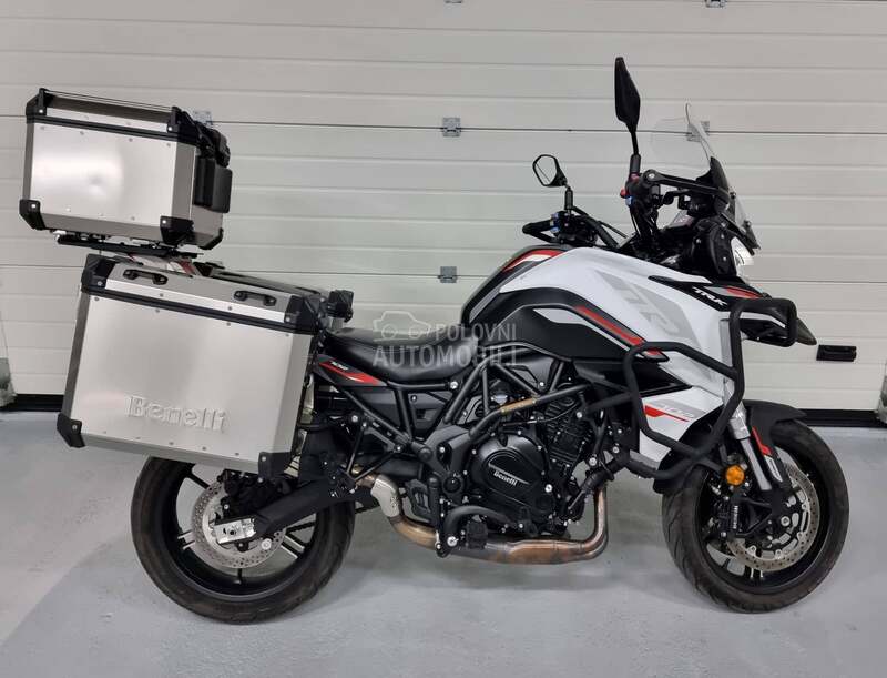 Benelli TRK 702