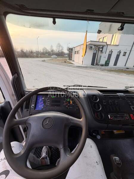 Mercedes Benz Atego 818