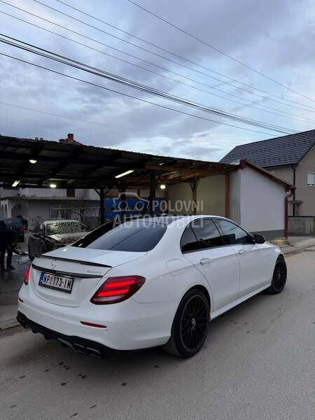 Mercedes Benz E 220 e220 4matic