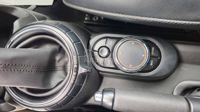 MINI Cooper S D/A u t o m a t/CH