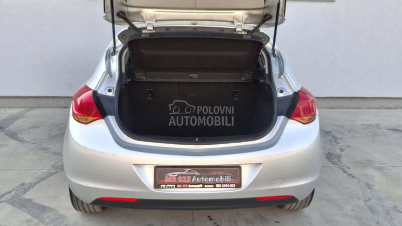 Opel Astra J 1.6 ENJOY