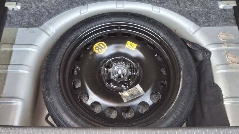 Opel Astra J 1.6 ENJOY