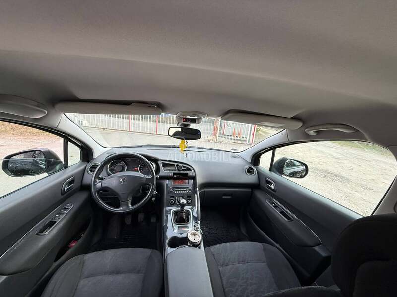 Peugeot 3008 . 1.6 HDi