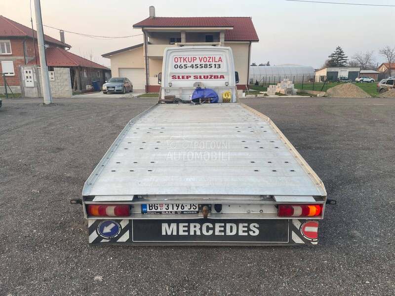 Mercedes Benz sprinter