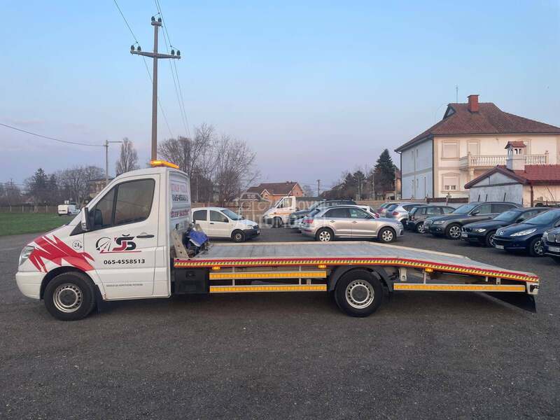 Mercedes Benz sprinter