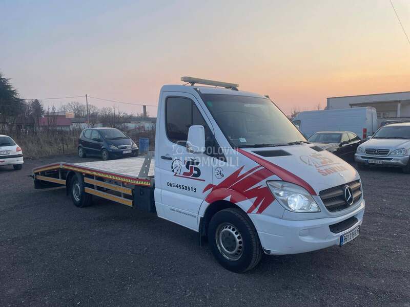 Mercedes Benz sprinter