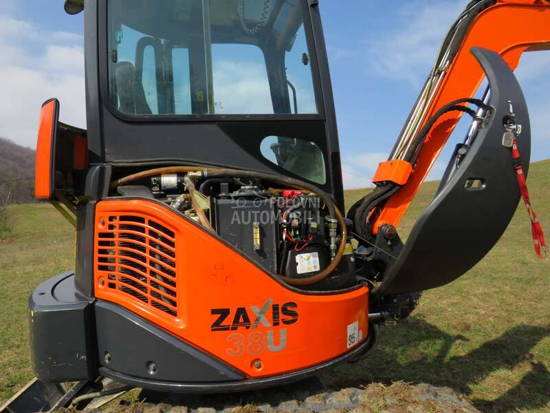 Hitachi ZX38