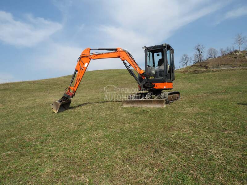 Hitachi ZX38