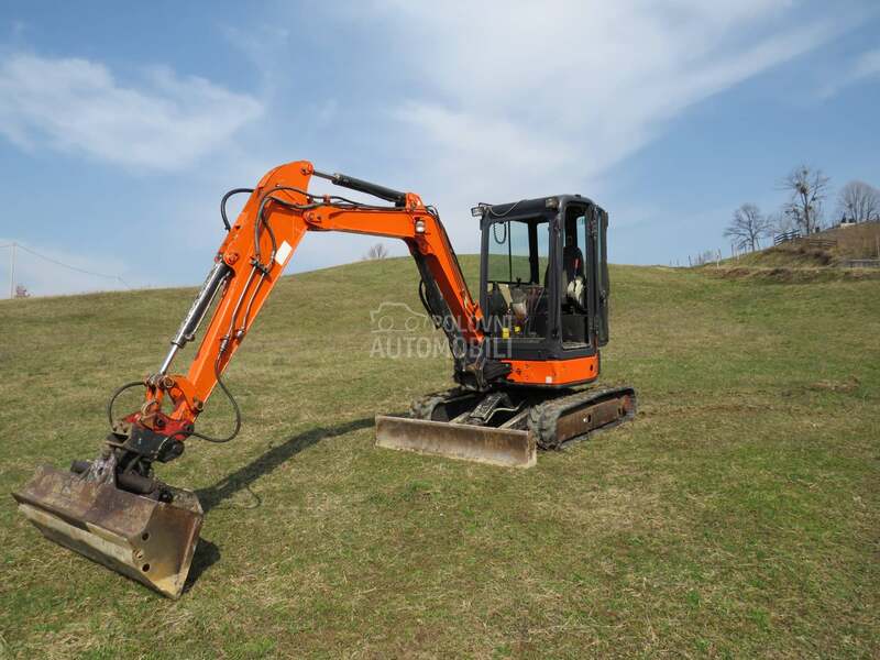 Hitachi ZX38
