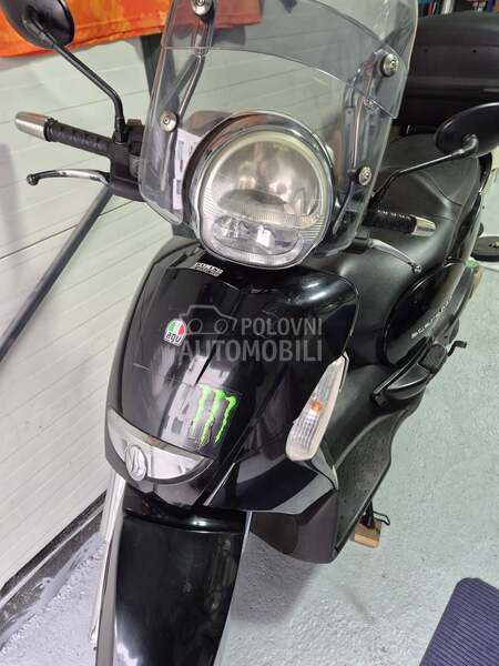 Aprilia Scarabeo  250