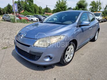 Renault Megane A K C I J A