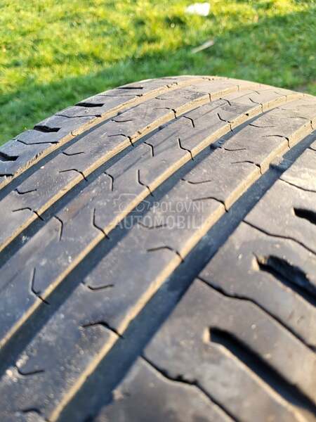 Continental 215/55 R18 Letnja